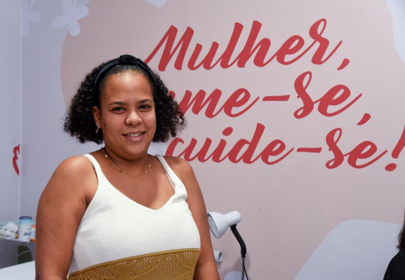 Implanon implantação na Policlínica Carlos Guimarães