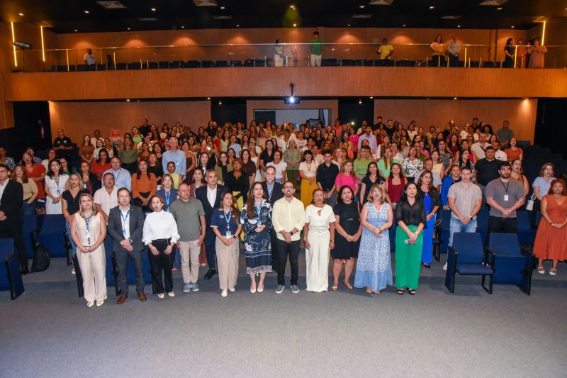 PPP Educação Infantil no Teatro Municipal de Ananindeua
