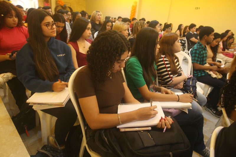 Aula inaugural do cursinho municipal de Ananindeua