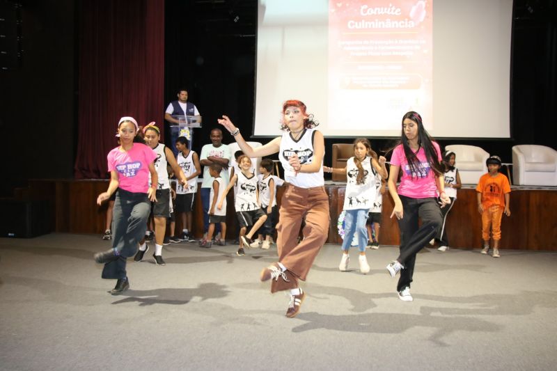 Fluxo com respeito campanha de prevenção no combate a gravidez precoce no Parque Cultural Maguary