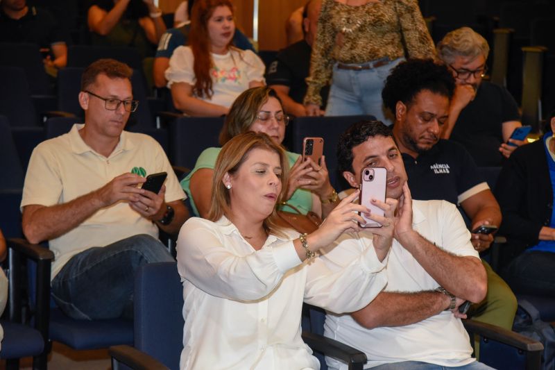 Trade de Turismo de Ananindeua no teatro municipal