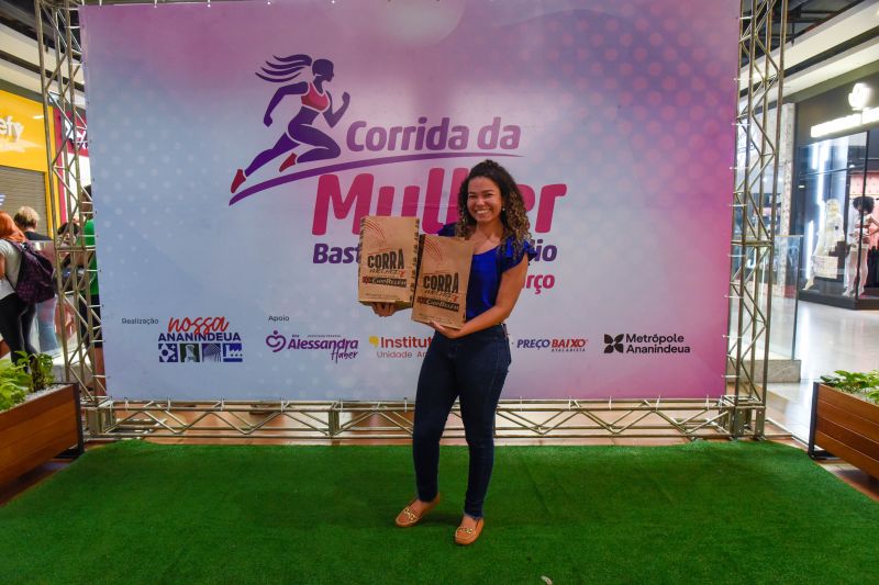 Entrega dos Kits da Corrida da Mulher