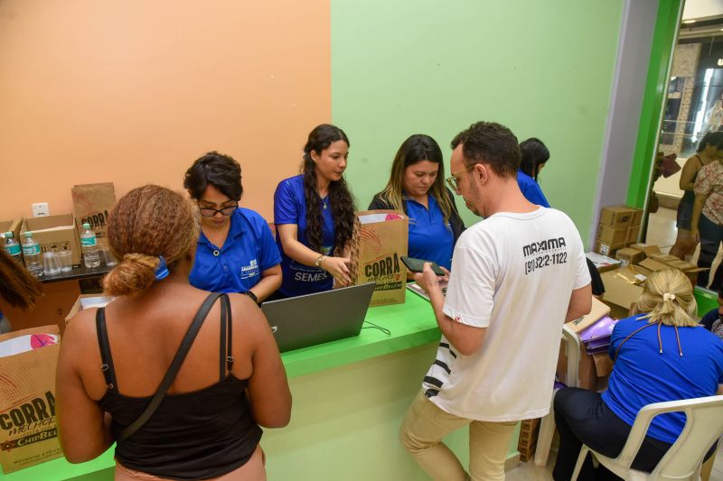 Entrega dos Kits da Corrida da Mulher
