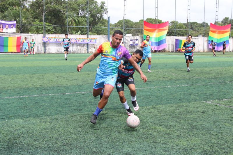 Quinta edição da copa de Futebol Arco-Íris na arena Power Foot