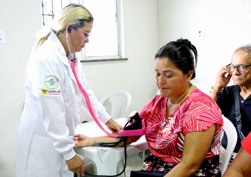 Bora Dá-Lhe + Saúde no CRAS 40 Horas