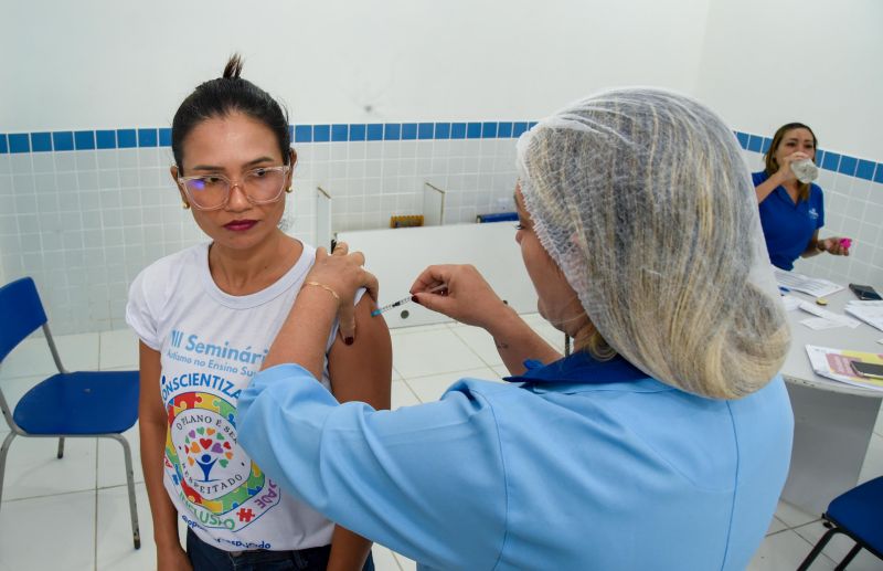 Encerramento da campanha de vacinação na EMEF João Paulo Il na Cidade Nova