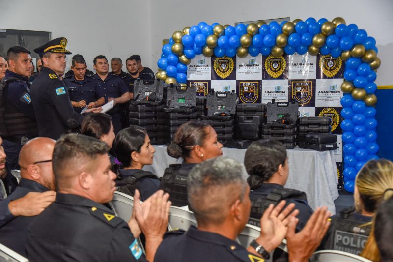 Cerimônia de entrega de armamentos aos Policias Municipais de Ananindeua