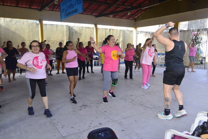 Fluxo com respeito ação mulher no CRAS Complexo da Cidade Nova VI