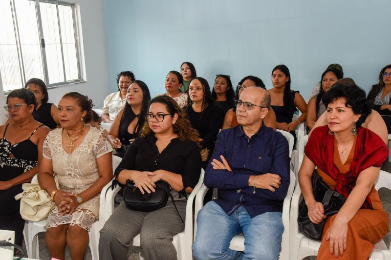 Certificação do minicurso de pintura no CREAS I