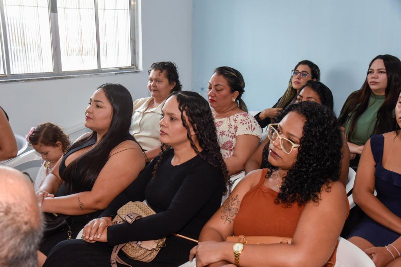 Certificação do minicurso de pintura no CREAS I