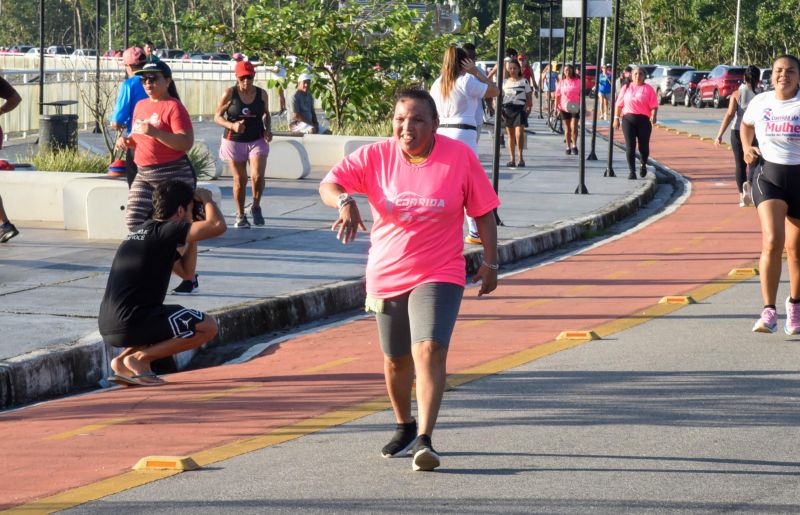 ll Corrida das Mulheres com usuários dos CRAS na Orla de Ananindeua