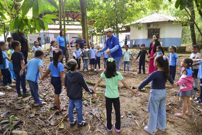 Projeto Águas de Março na Eco-escola municipal Ana Maria da Silva Souza no Icuí Guajará
