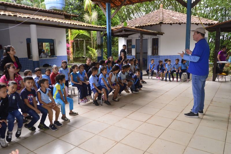 Projeto Águas de Março na Eco-escola municipal Ana Maria da Silva Souza no Icuí Guajará