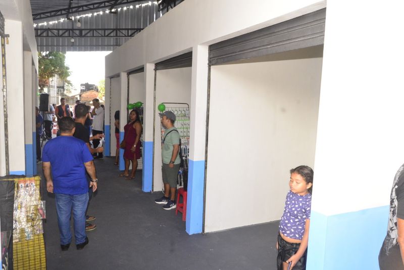 Inauguração do Comércio Popular Cidade Nova IV na av. Dom Vicente Zico