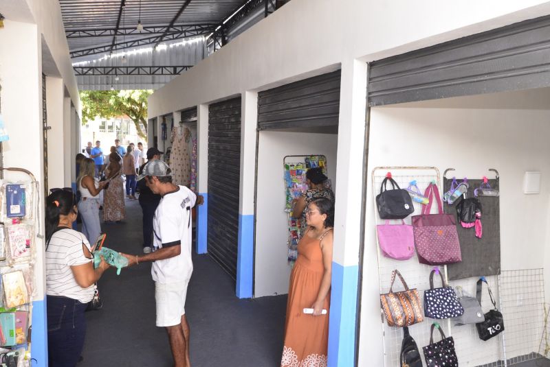 Inauguração do Comércio Popular Cidade Nova IV na av. Dom Vicente Zico