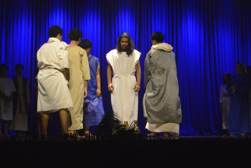 Sábado Cultural com cortejo Paixão de Cristo e Espetáculo Paixão de Cristo no Teatro Municipal