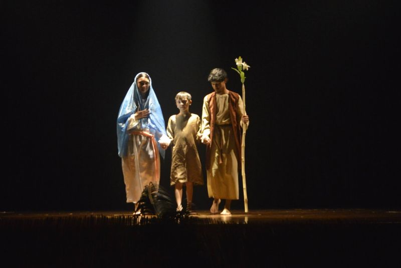 Sábado Cultural com cortejo Paixão de Cristo e Espetáculo Paixão de Cristo no Teatro Municipal