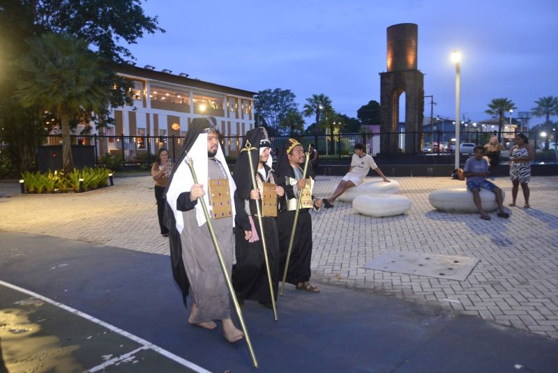 Sábado Cultural com cortejo Paixão de Cristo e Espetáculo Paixão de Cristo no Teatro Municipal