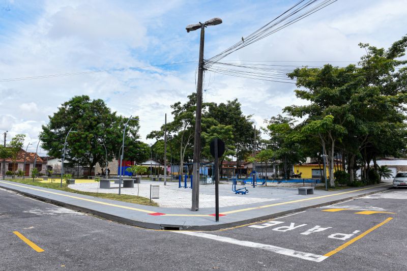 Praça Eliana Aranha no conj Geraldo Palmeira bairro Distrito Industrial