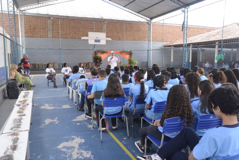 Diálogos Sustentáveis com várias atividades voltadas à Educação Ambiental na escola municipal Álvaro Adolfo
