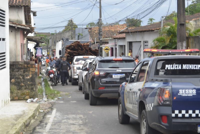 Entrega de apoio Alimentar nas áreas atingidas pelas chuvas