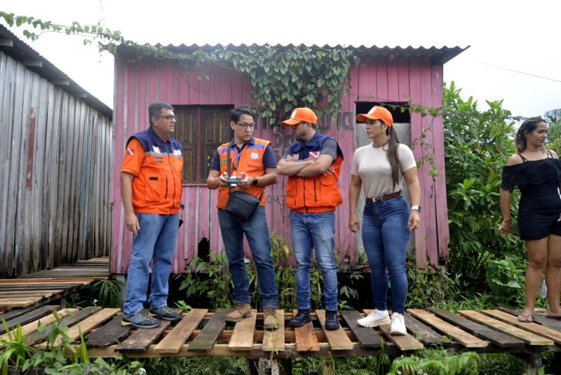 Entrega de apoio Alimentar nas áreas atingidas pelas chuvas