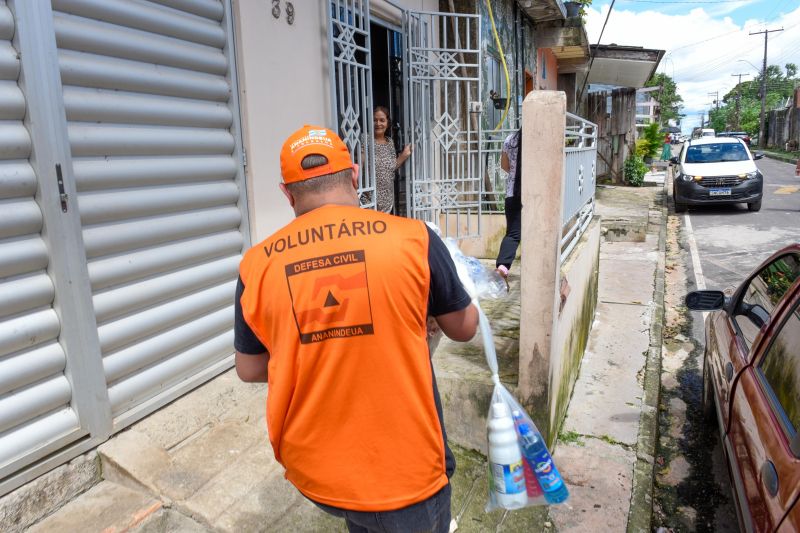 Apoio as famílias atingidas pelas chuvas