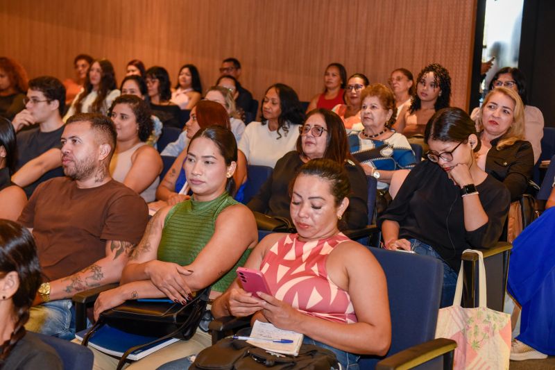Congresso de Governança Interior no teatro de Ananindeua