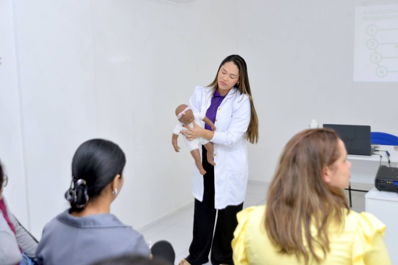 Curso de Primeiros Socorros para funcionários da Casa da Mulher Brasileira