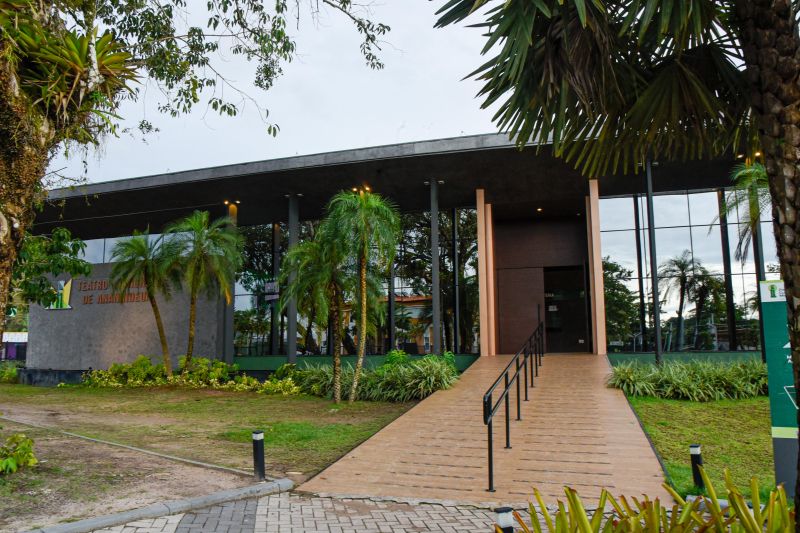 Cine clube APUI no Teatro de Ananindeua