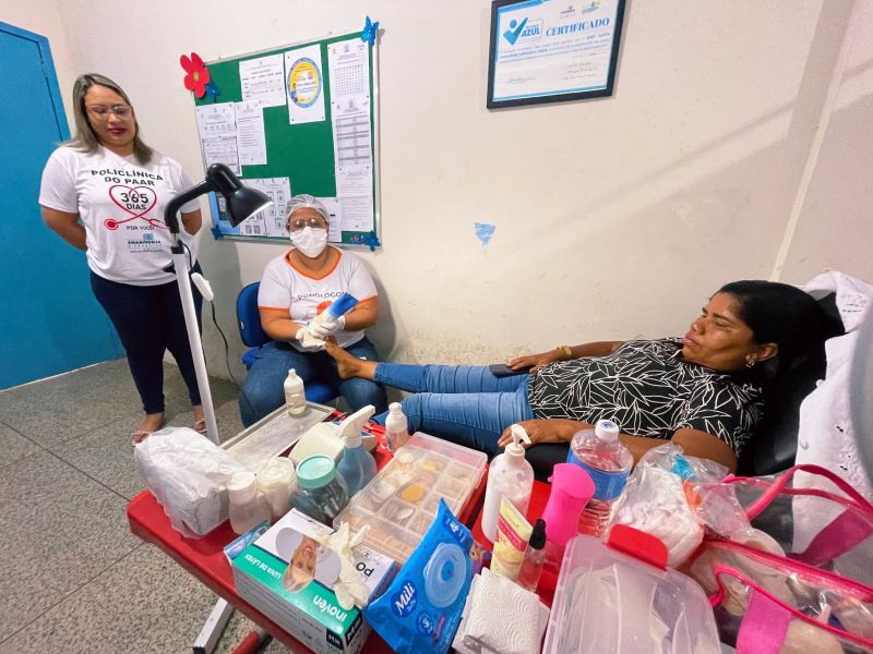 Prefeitura em Movimento na Escola Santa Margarida no bairro 40 Horas