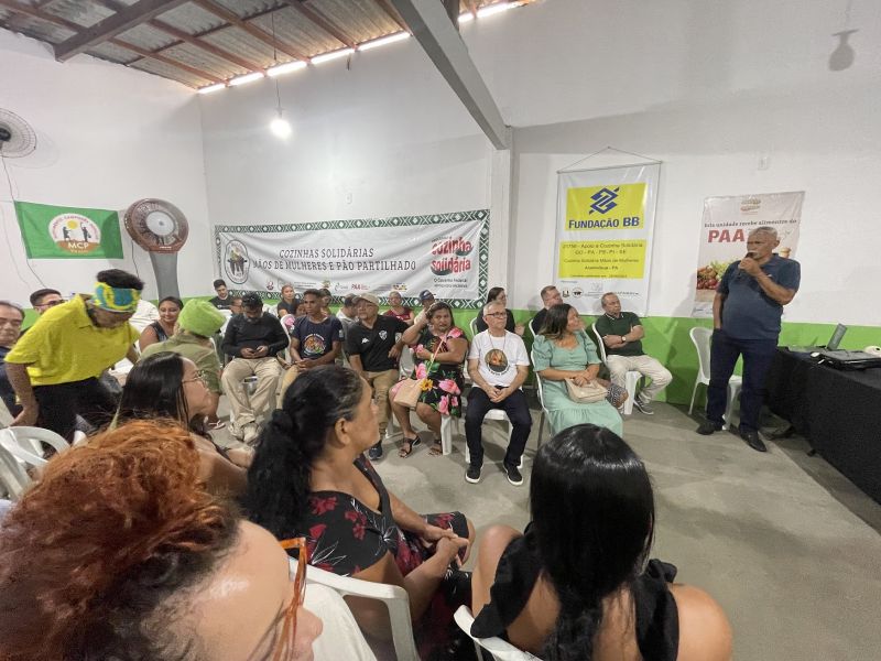 Assinatura de Ordem de Serviço para Implantação do Sisteminha e Cozinha Solidária no bairro Curuçambá