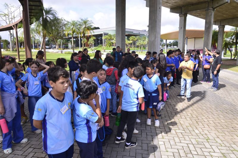 Visita guiada no Parque Cultural Vila Maguary