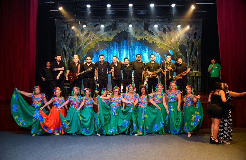 Especial de aniversário do parque com açaí Big Band no teatro Municipal de Ananindeua