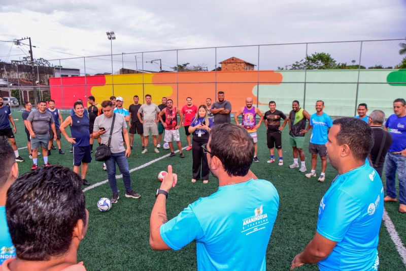 Entrega de material esportivos no Park Zona Sul
