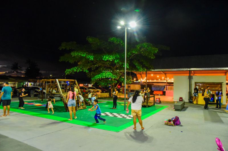 Inauguração da praça do conjunto Uirapuru no Icuí