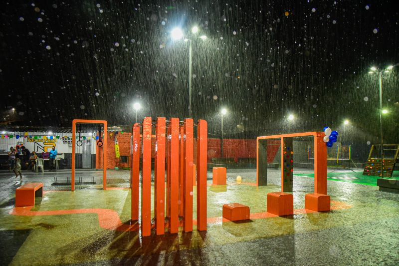 Inauguração da praça do conjunto Uirapuru no Icuí