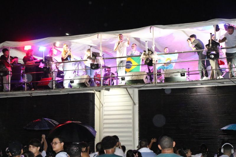 Marcha para Jesus da praça da Bíblia até Arterial 18