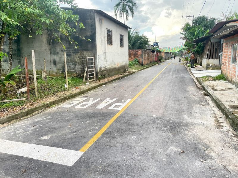 Inauguração asfáltica na comunidade Icuí Ville