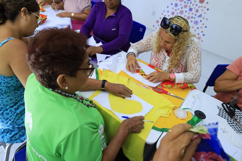 Curso de customização de roupa junina