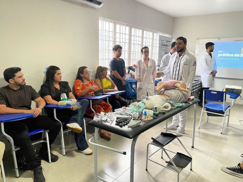 Manuseio DEA na saúde, unidade Paulo Frota na Cidade Nova
