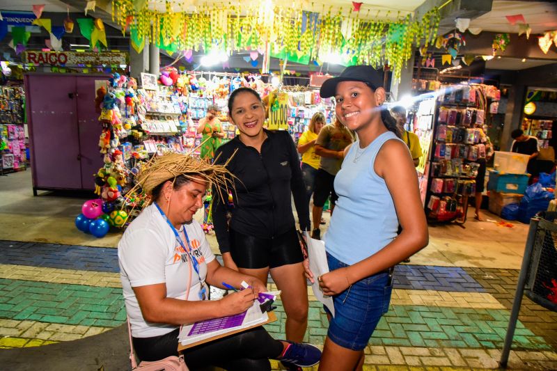 Corrida Circuito Night Run Ananin na Praça da Bíblia
