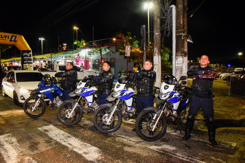 Corrida Circuito Night Run Ananin na Praça da Bíblia