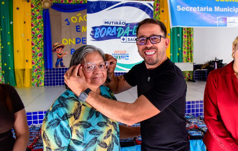 Ação de entrega de Óculos