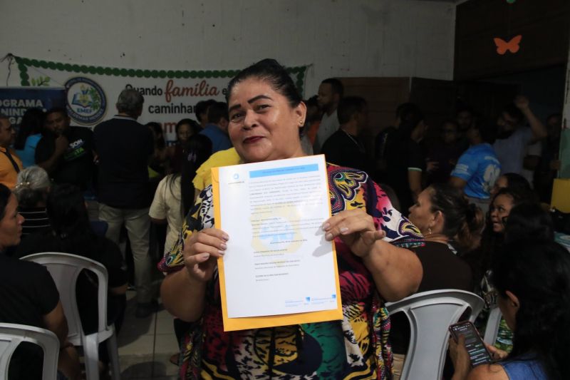 Entrega de títulos de propriedade da comunidade do Piscinão no Icuí
