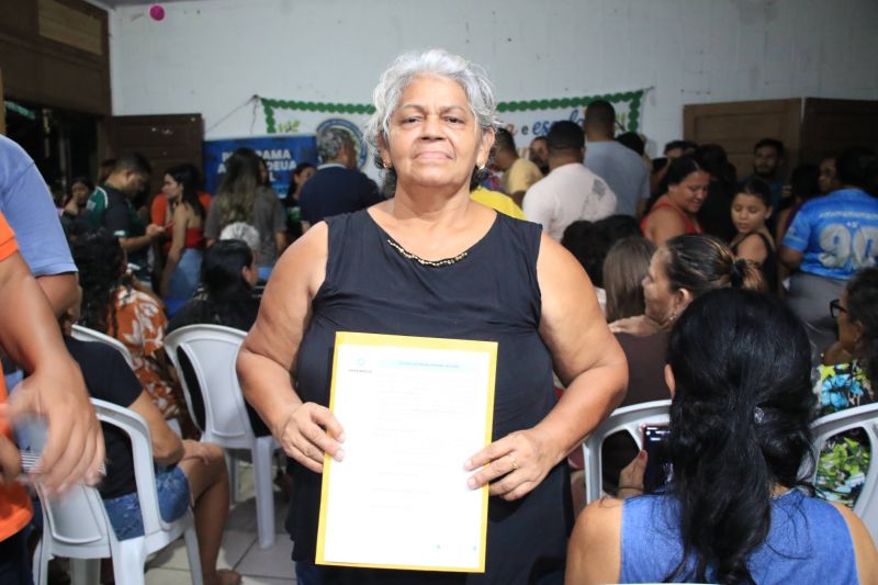Entrega de títulos de propriedade da comunidade do Piscinão no Icuí