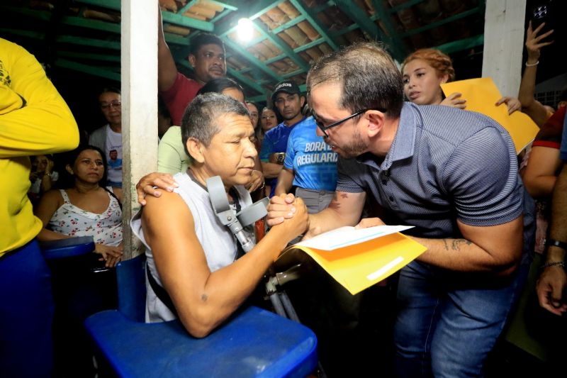 Entrega de títulos de propriedade da comunidade do Piscinão no Icuí