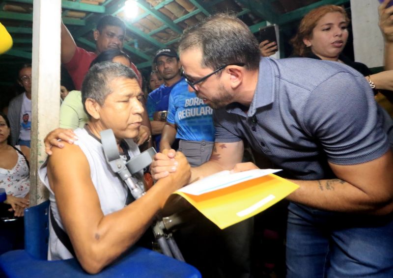 Entrega de títulos de propriedade da comunidade do Piscinão no Icuí