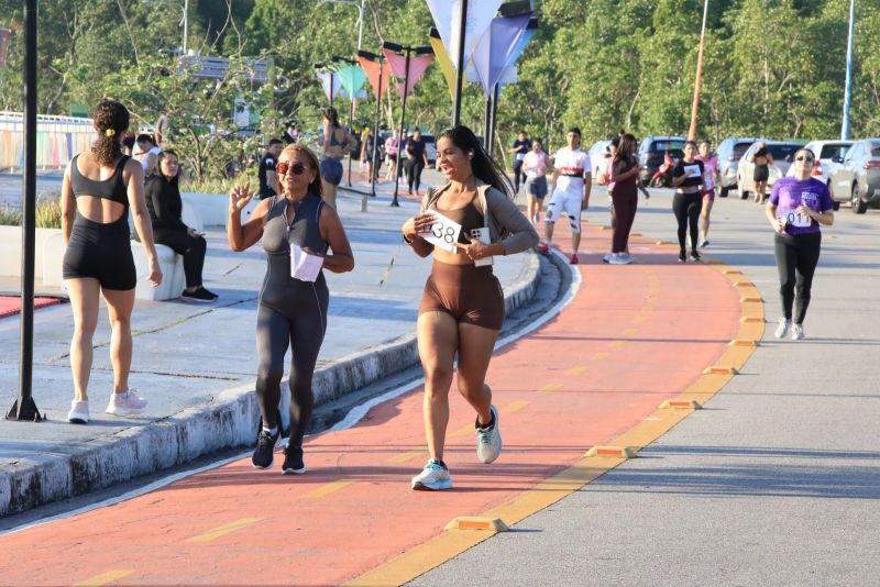 Corrida do projeto Defesa Pessoal para Mulheres (PDP-Mulheres) na Orla do Icuí