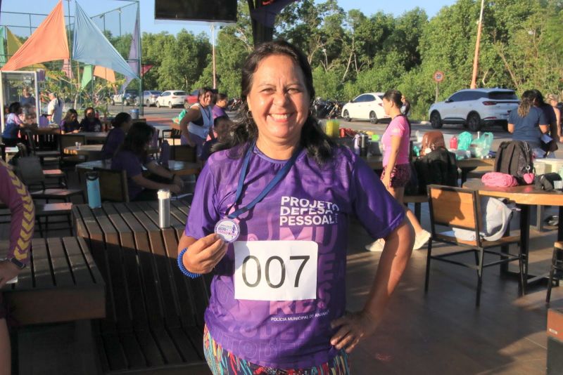 Corrida do projeto Defesa Pessoal para Mulheres (PDP-Mulheres) na Orla do Icuí